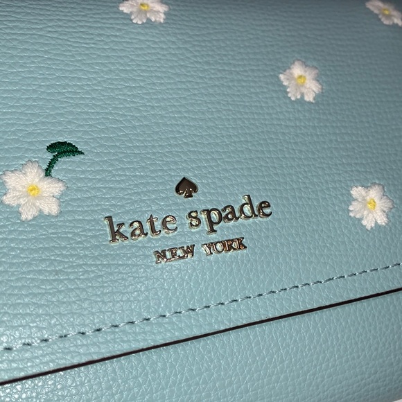 ♠️ kate spade Embroidered Lea Daisy Floral Chain Wallet Crossbody Bag, Aphrodite - Picture 6 of 15